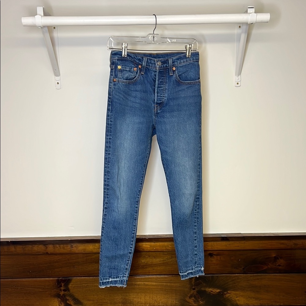 Levi’s 501S Raw Hem Buttonfly Jeans- 25